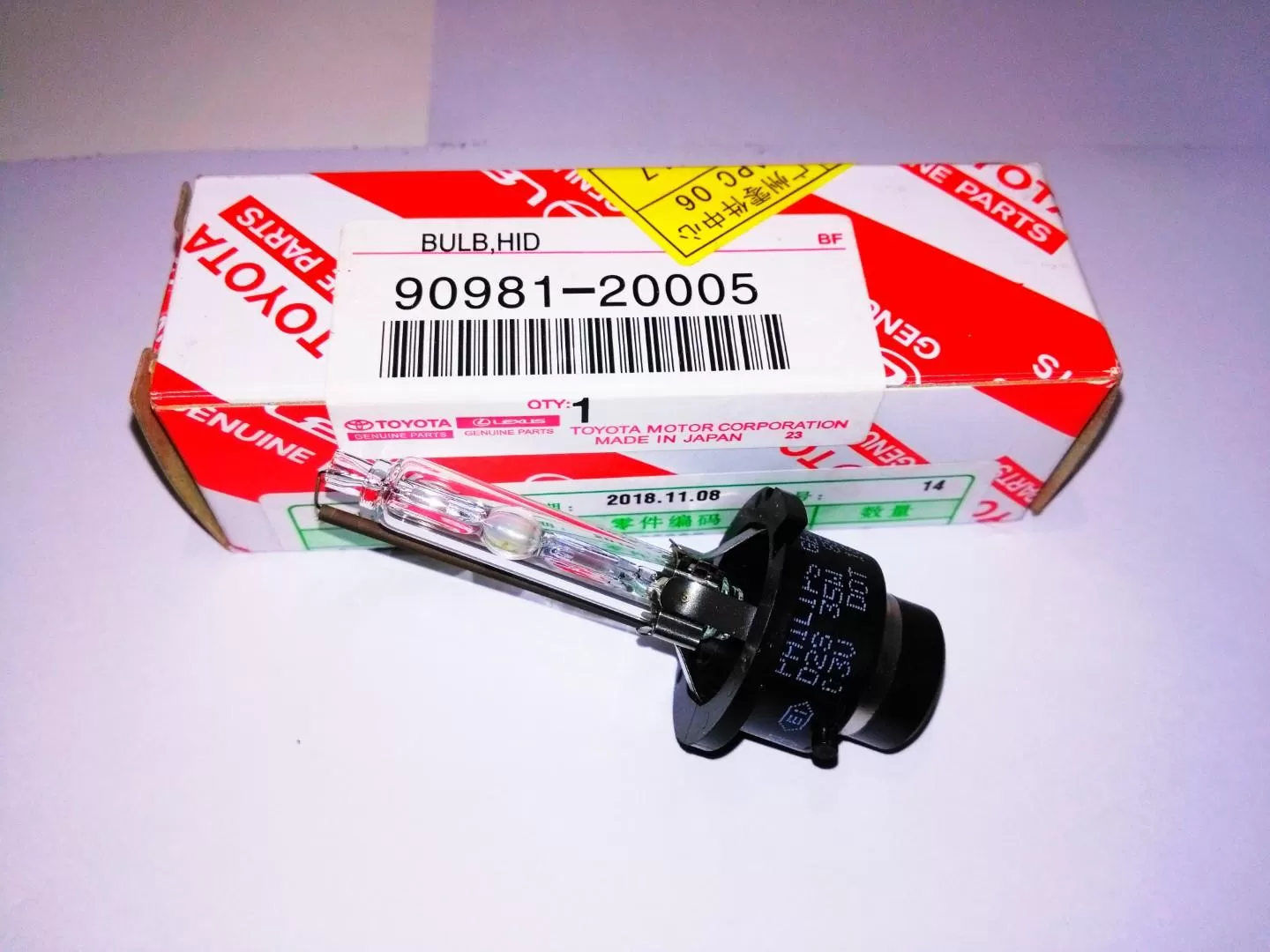 D2S 4300K 35W Xenon HID Headlight Bulbs 90981-20005