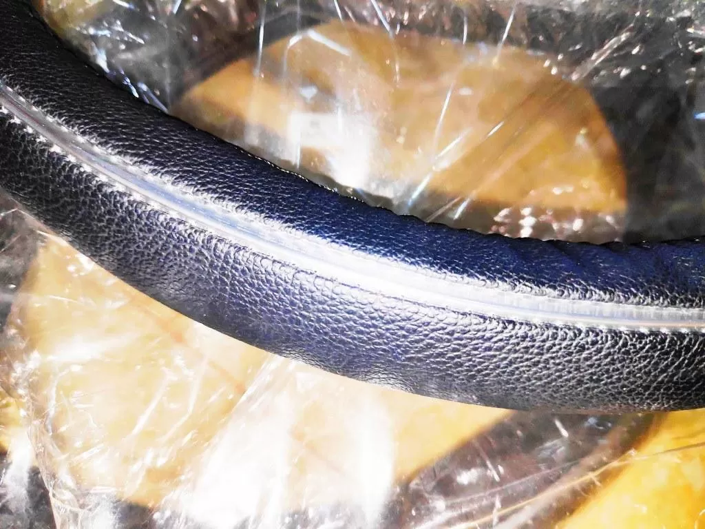 Car Steering Wheel Cover Medium Size - image 4