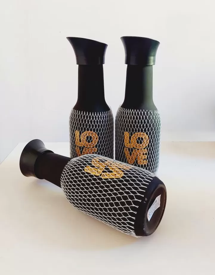 Herevin Glass Round Decorated Water Bottle 1000ml - image 3