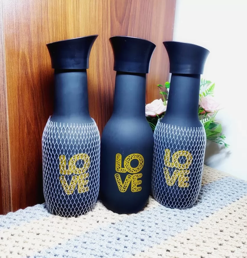 Herevin Glass Round Decorated Water Bottle 1000ml - image 6