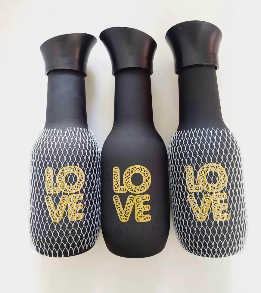 Herevin Glass Round Decorated Water Bottle 1000ml - image 7