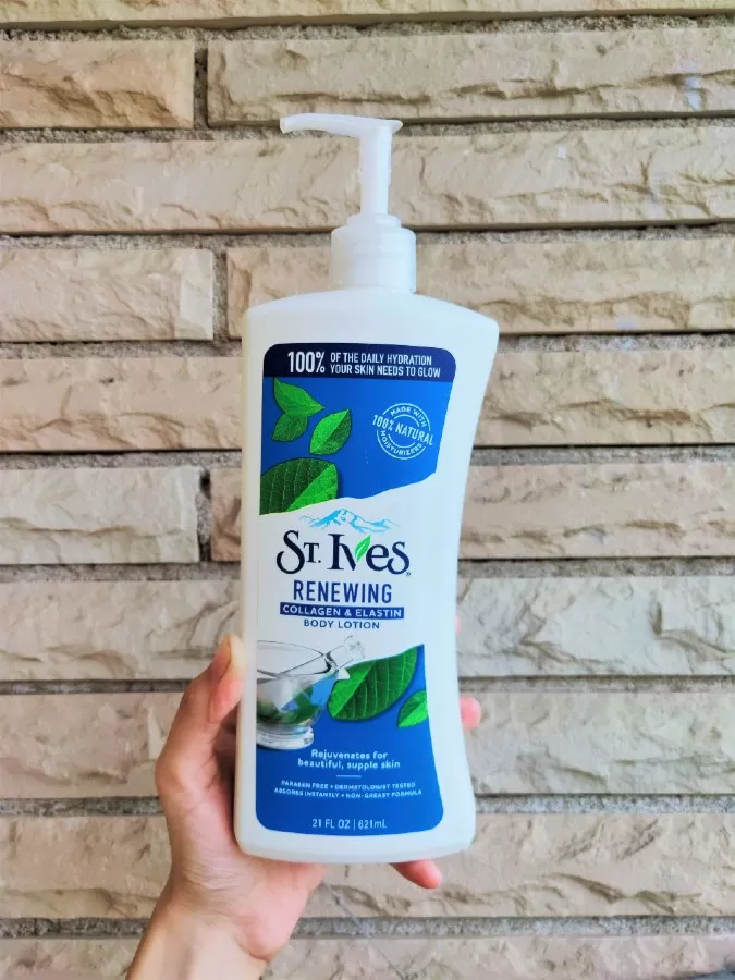 St Ives Renewing Collagen & Elastin Rejuvenating Body Lotion 621ml