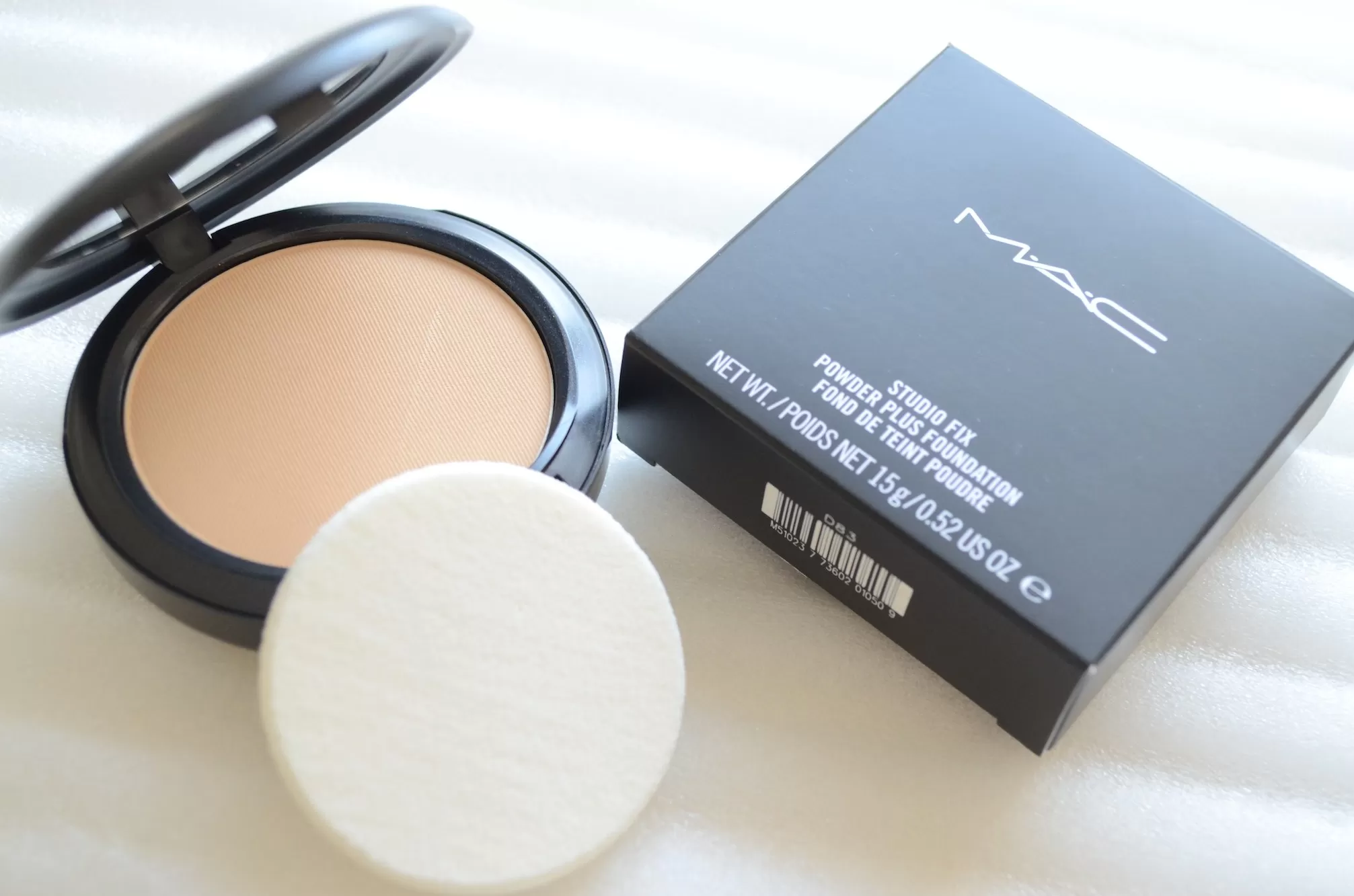 MAC Studio Fix Powder Plus Foundation NC 42