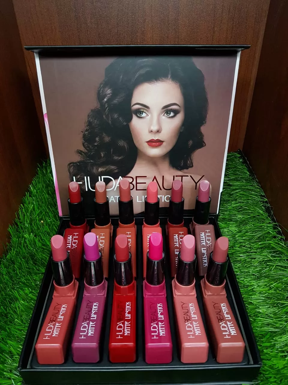 Huda Beauty Matte Lipstick 1Pcs 63 - image 3