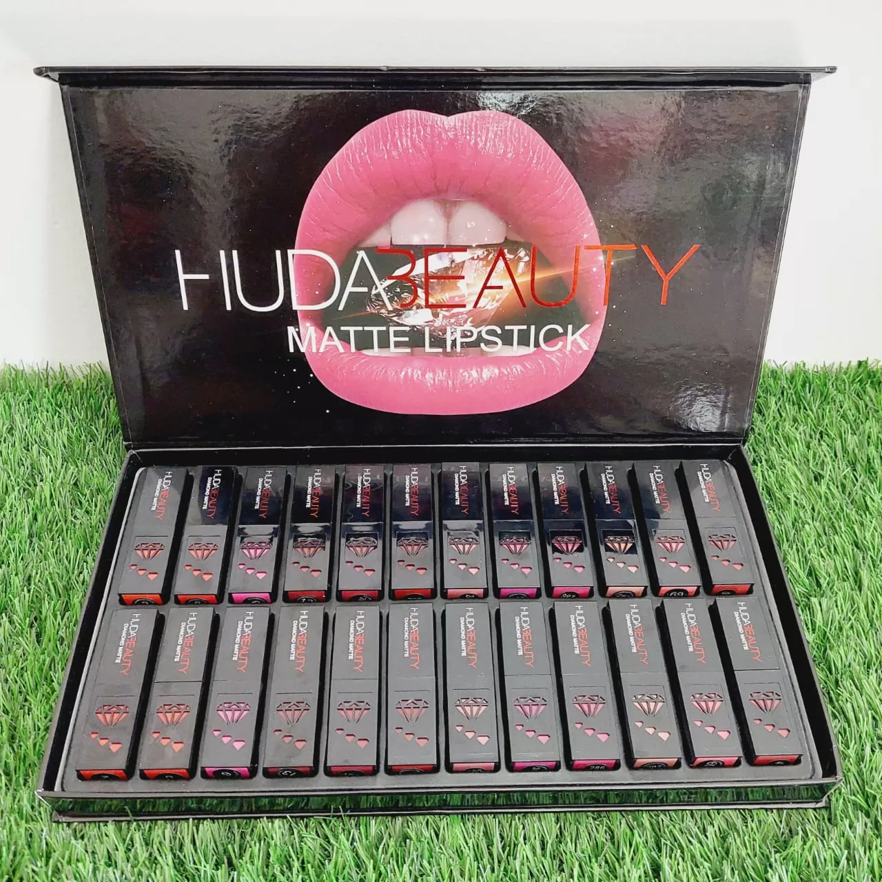 Huda Beauty Matte Lipstick Diamond 1Pcs 69 - image 7