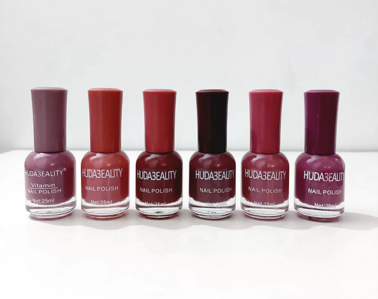 Huda Beauty Nail Polish Nail Art Set 25ml 29 - image 1