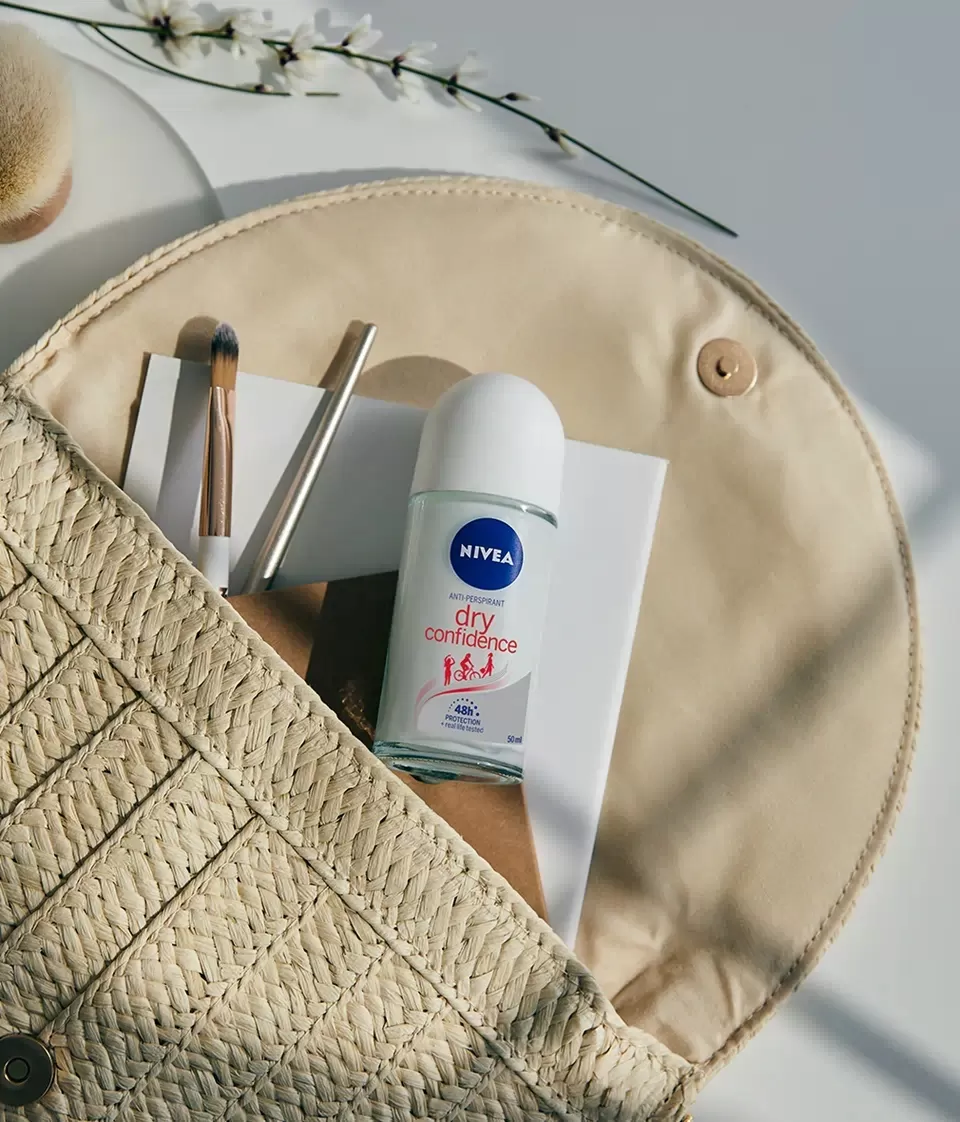 Nivea Dry Confidence Antiperspirant Deodorant Roll On  - image 3