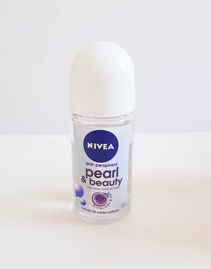 Nivea Roll On Pearl & Beauty 50ml Women Deodorant - image 5