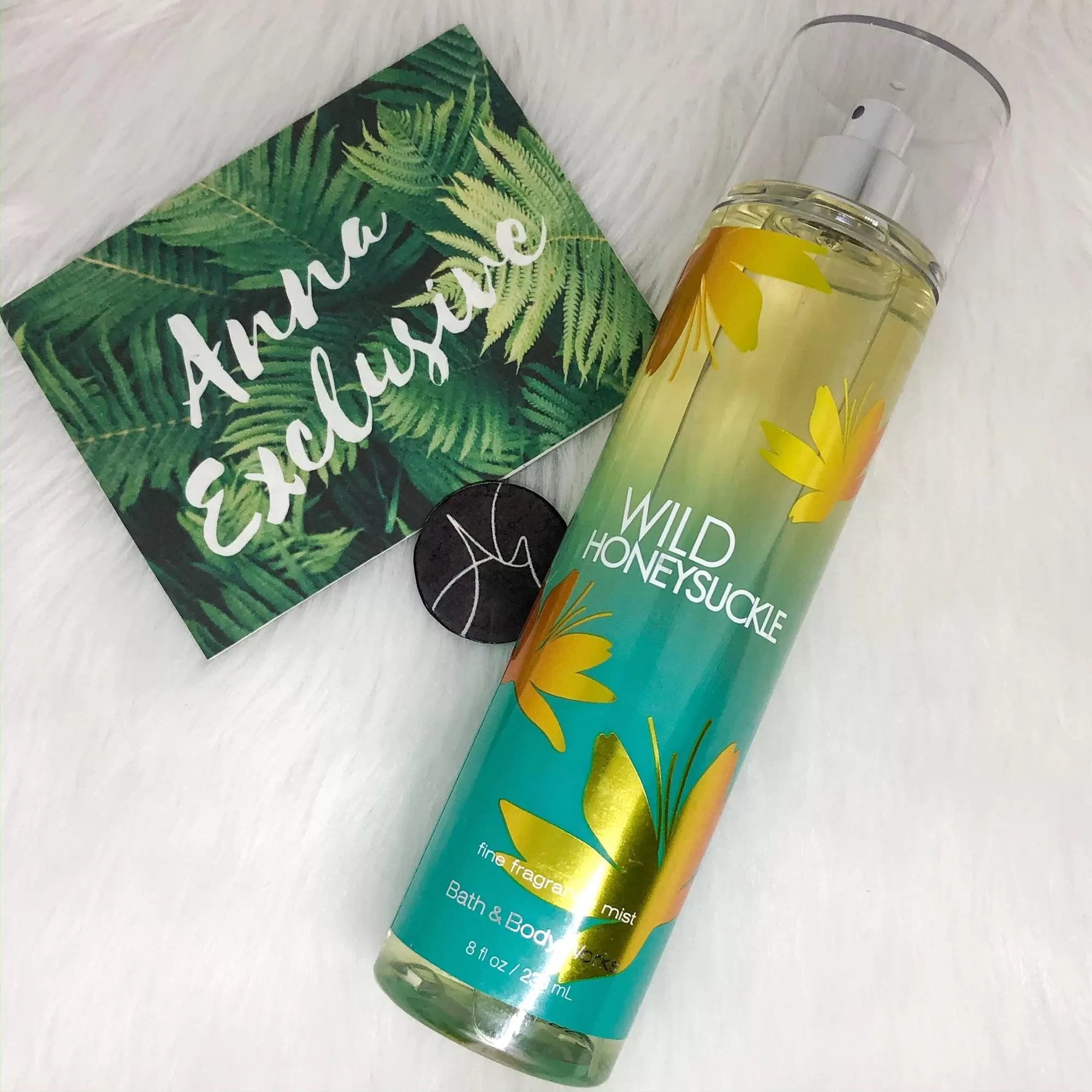 Bath & Body Works Wild Honeysuckle 236ml - image 2