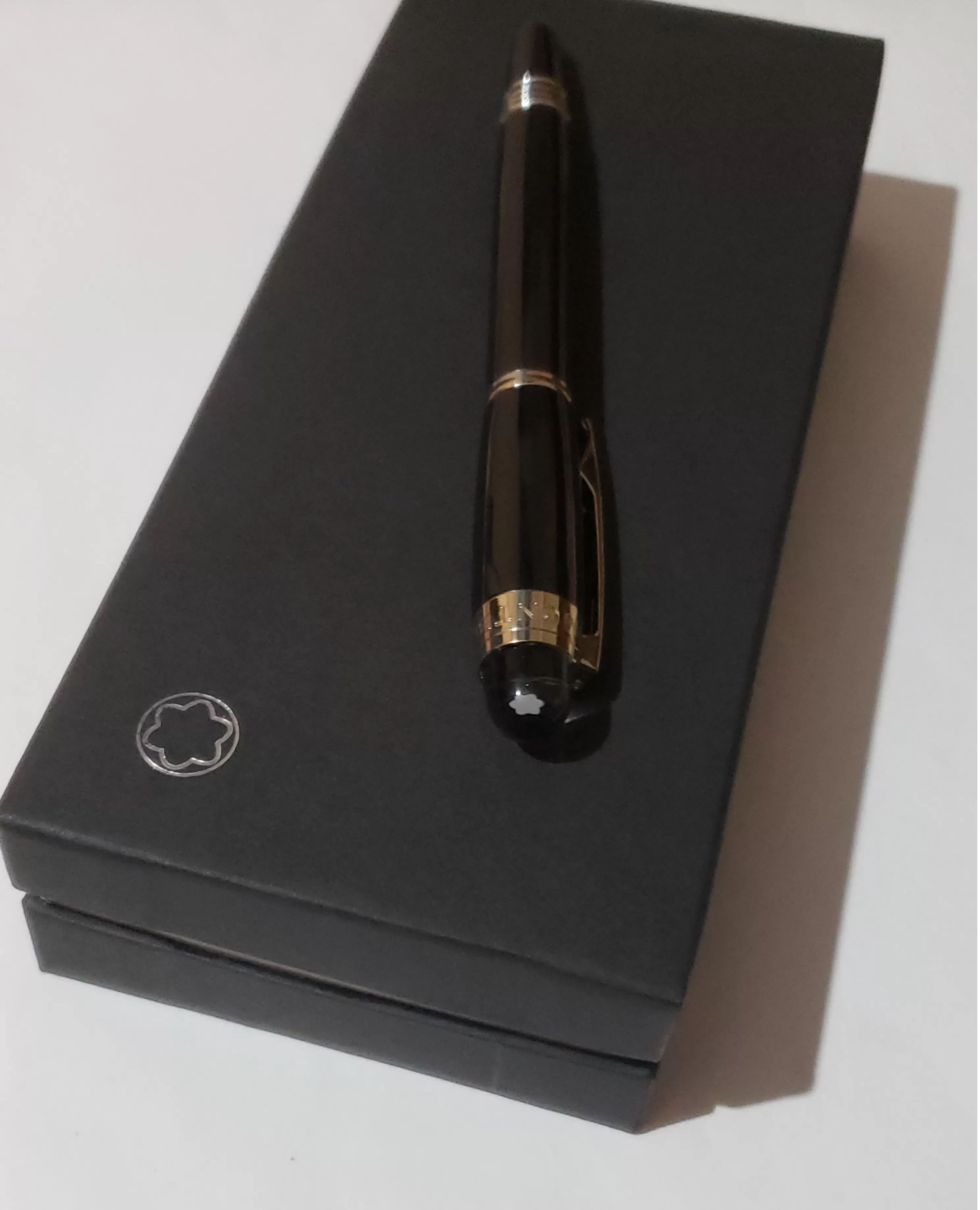 MB Starwalker Roller Ball Pen - image 4