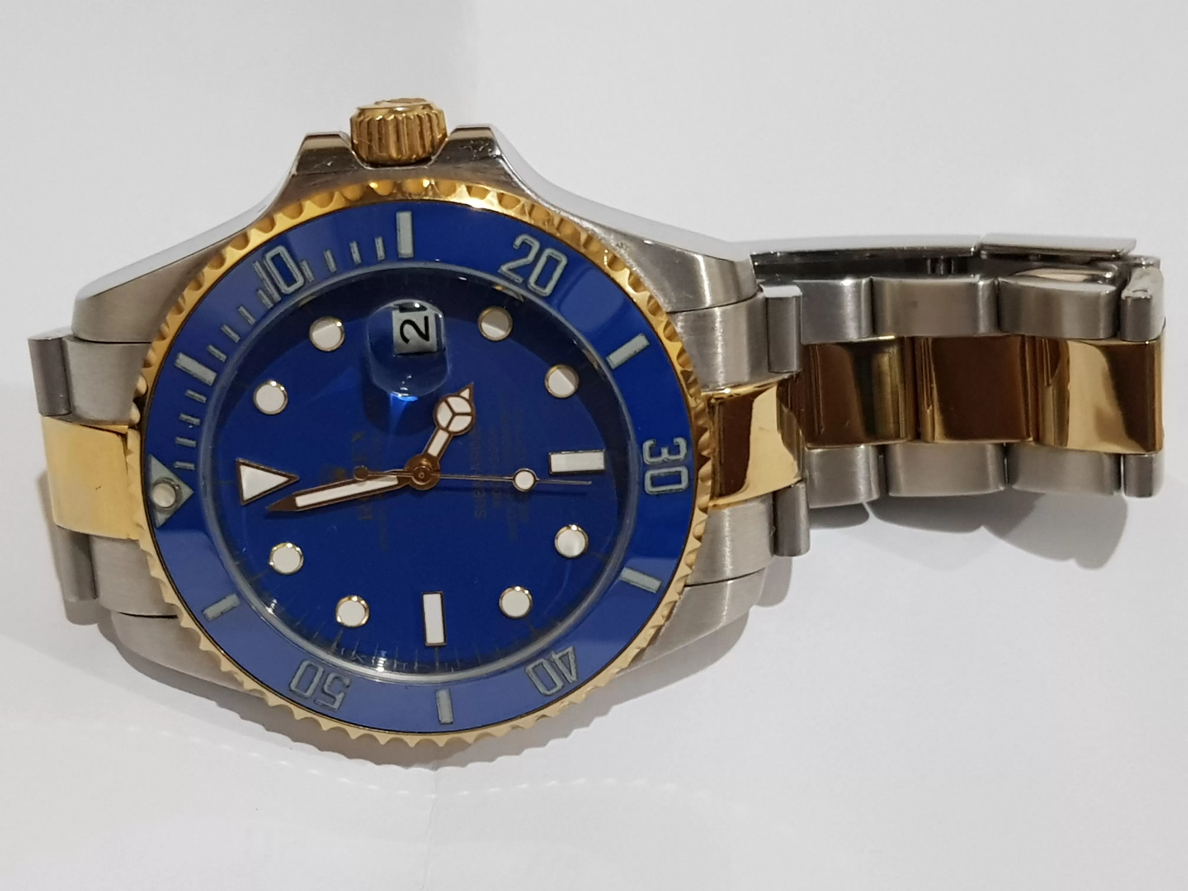 Rolex Submariner Watch - image 3