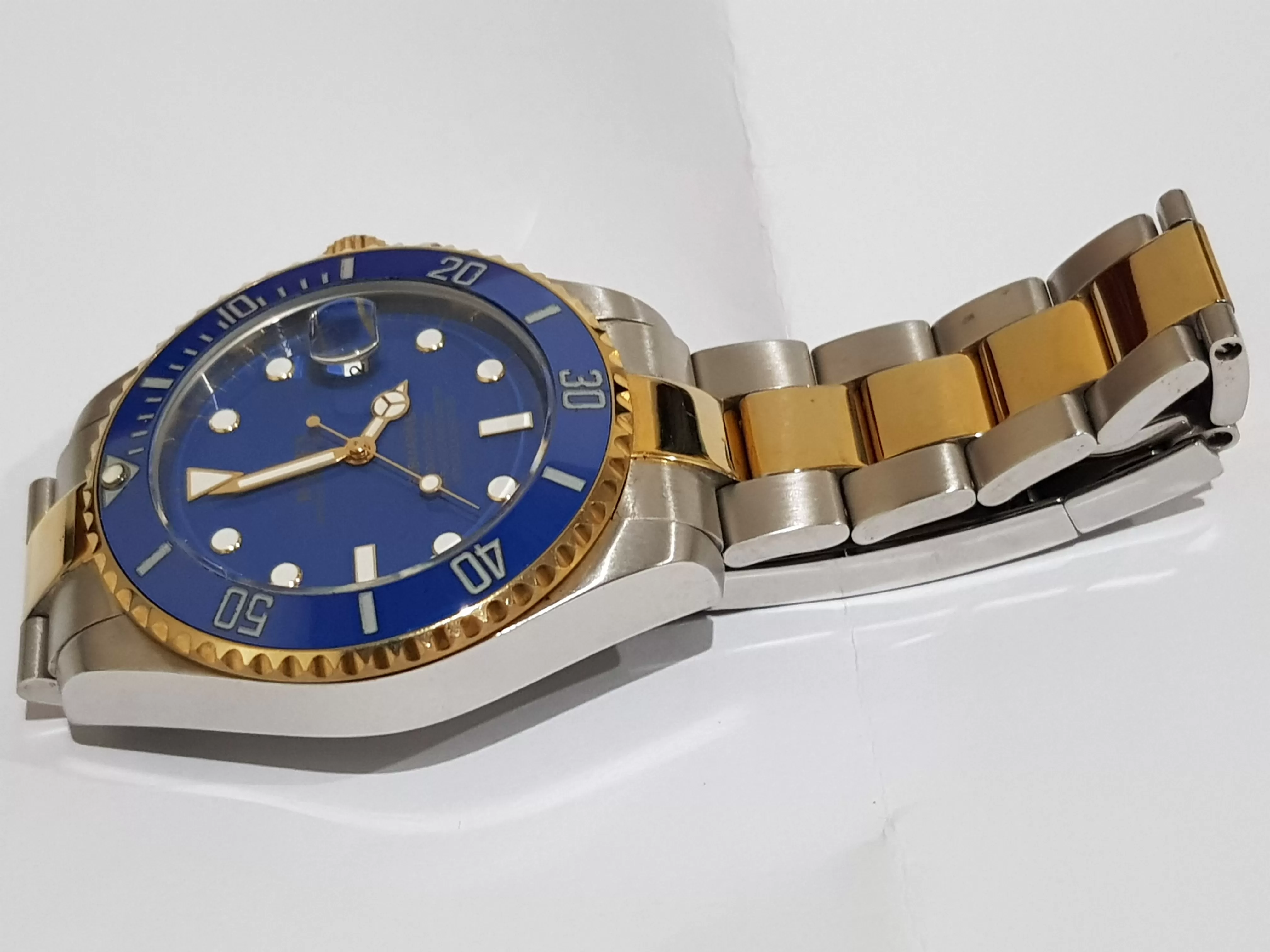 Rolex Submariner Watch - image 9