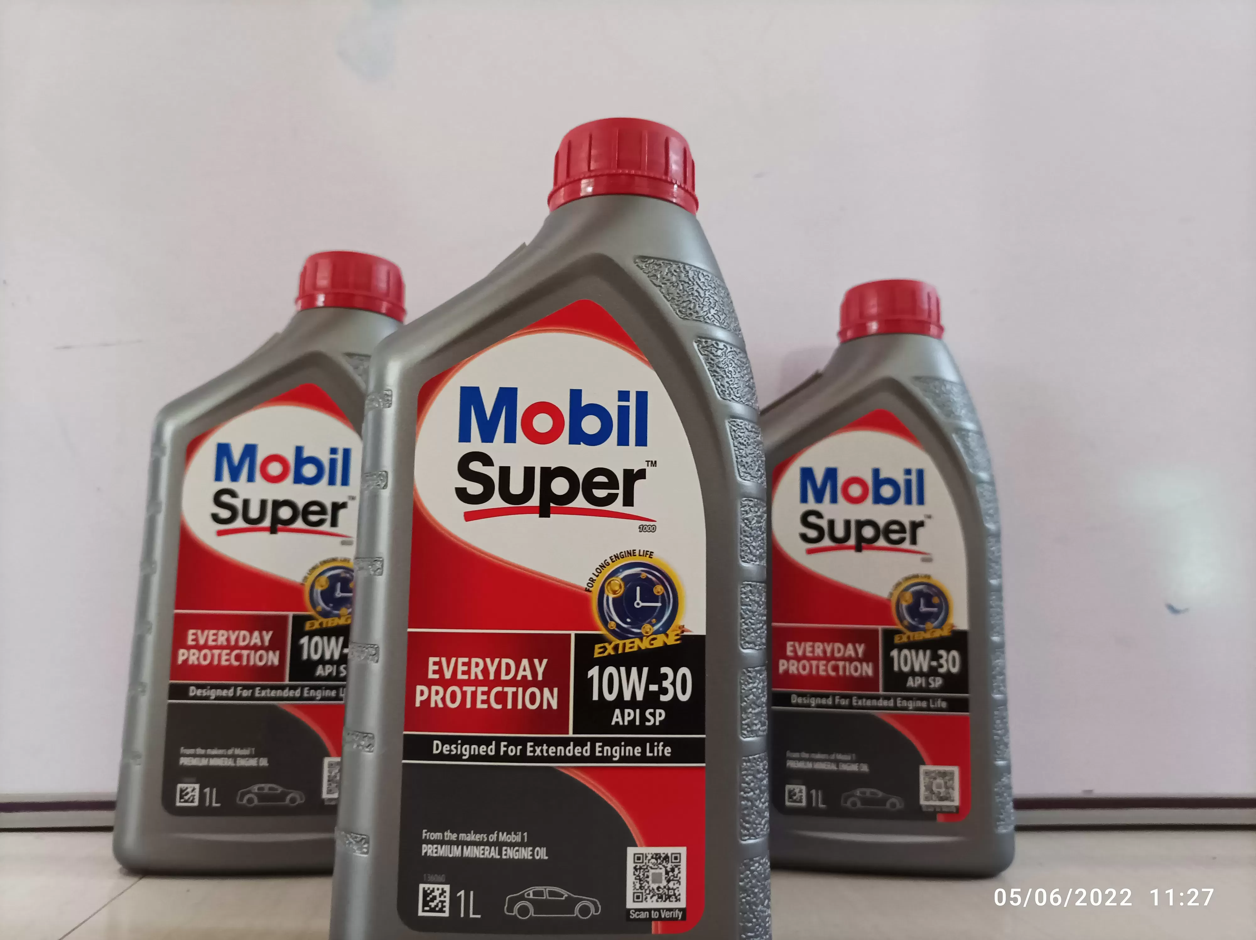 Mobil super 1000 10W-30 (API SP) petrol engine oil - image 1