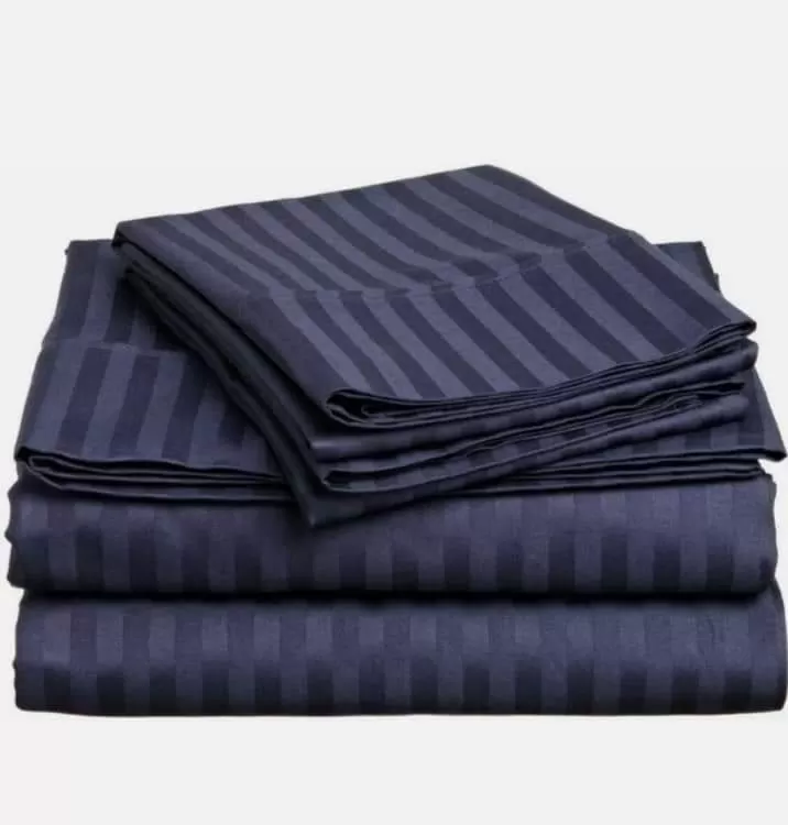 Egyptian Cotton Striped Bedsheet With 2 Pillow Covers