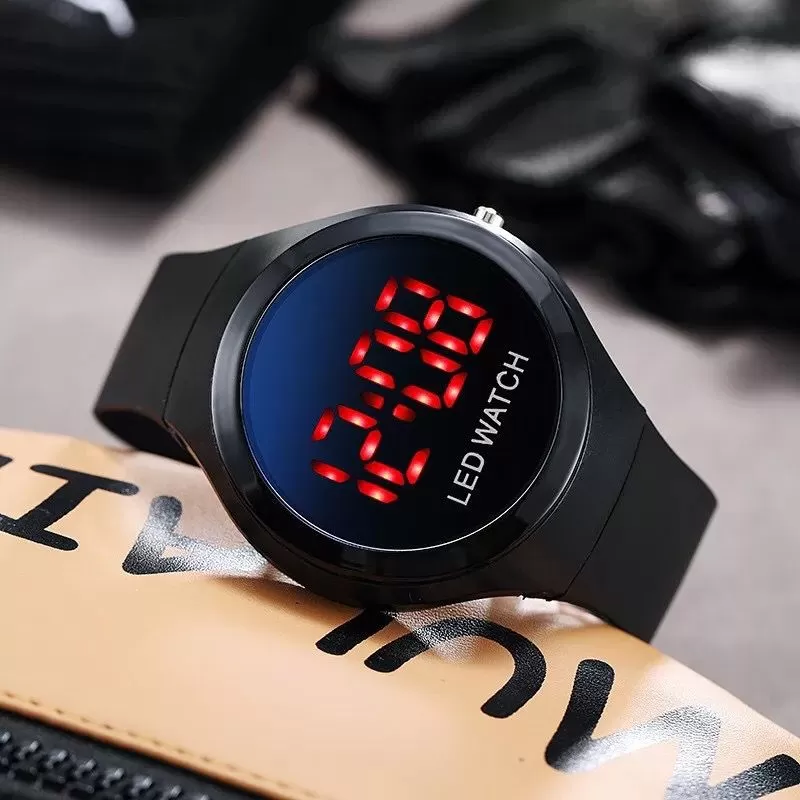 Led men's fashion watch - image 2
