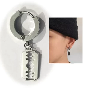 WILLIAM GRIFFITHS Sterling silver Razor blade earring