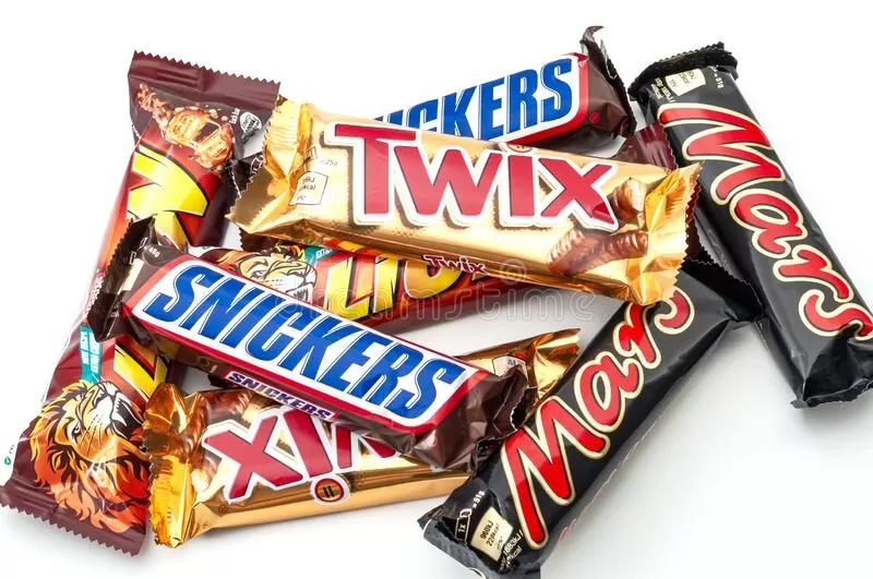 10Pcs High Quality World Famous Chocolates Pack - image 5