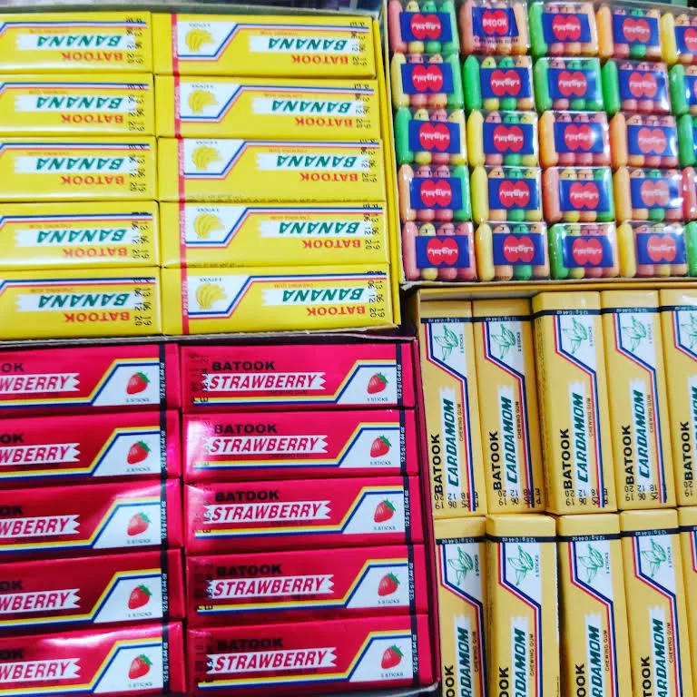 20Pcs Pack Batook Banana/Strawberry Flavoured Chewing Gum Hi - image 2