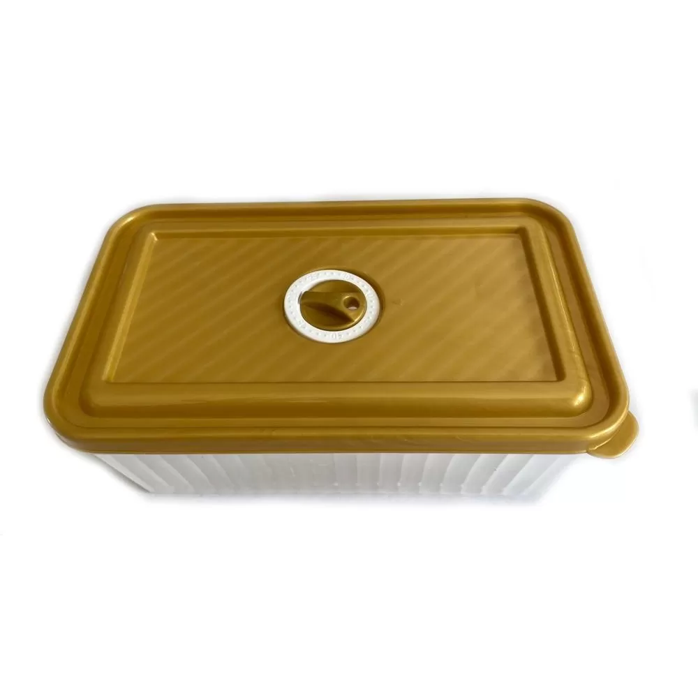 Gold Rectangular Food Container Microwave Safe