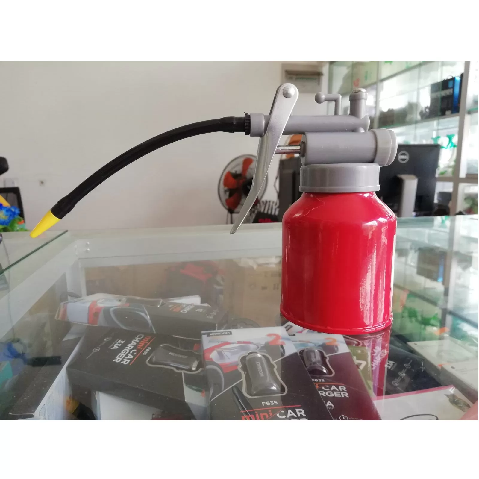 Generic Red Oil Pump Can High Quality Steel - image 3