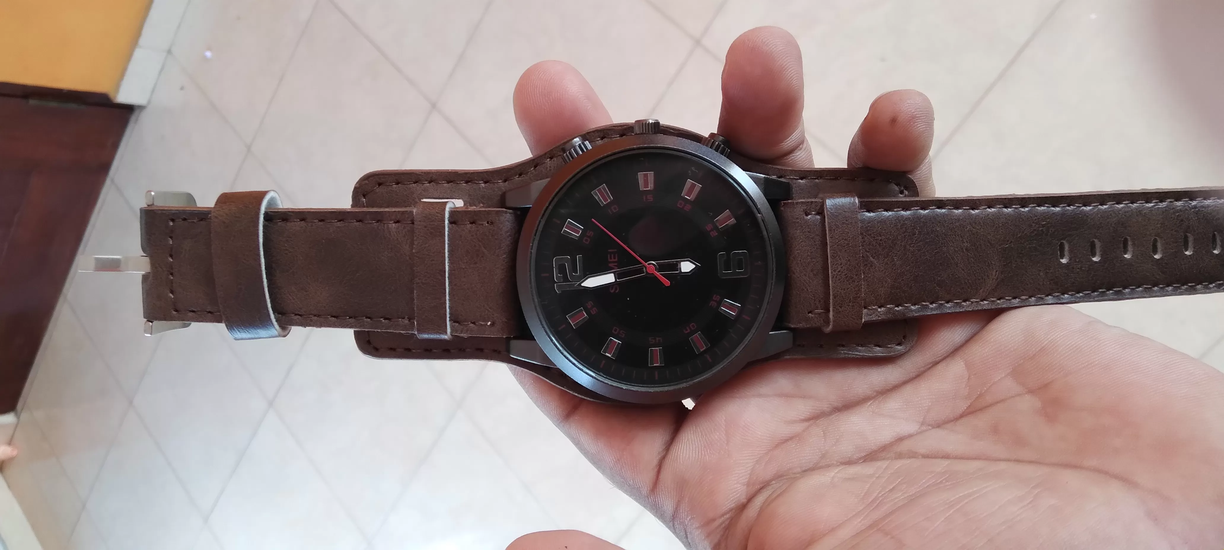 SKMEI Gents Watch Leather Stripe - image 2