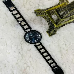 Geneva Black Ladies Casual Fashionable Watch