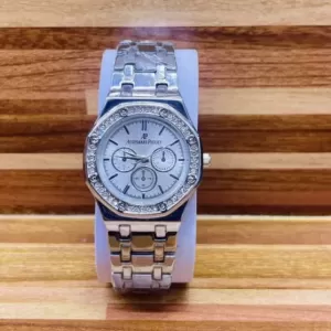 AP Silver Fashion Women Gold Quartz Watch