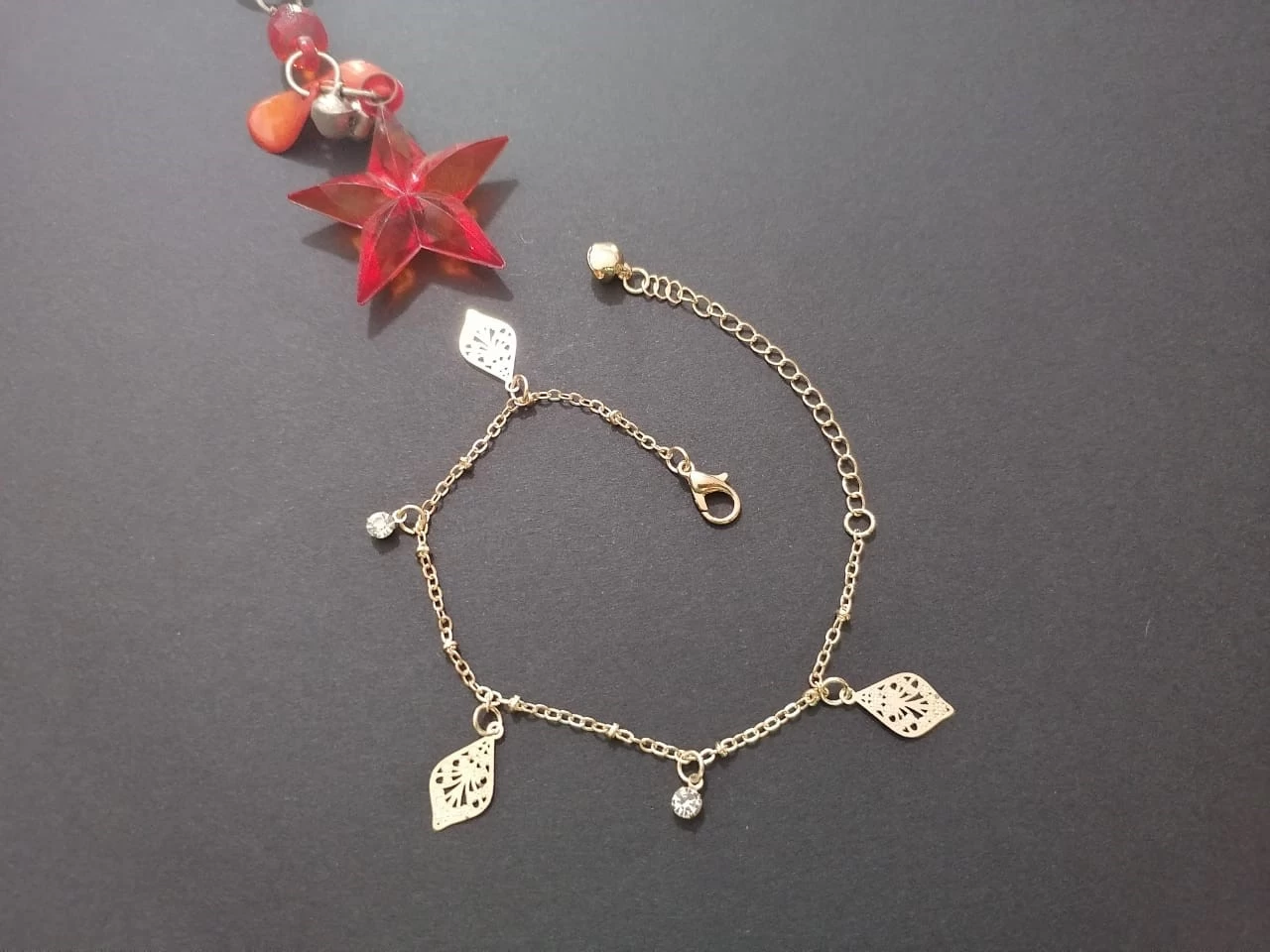 Ankle Bracelet With White Tons leaves Chain Foot Ankle
