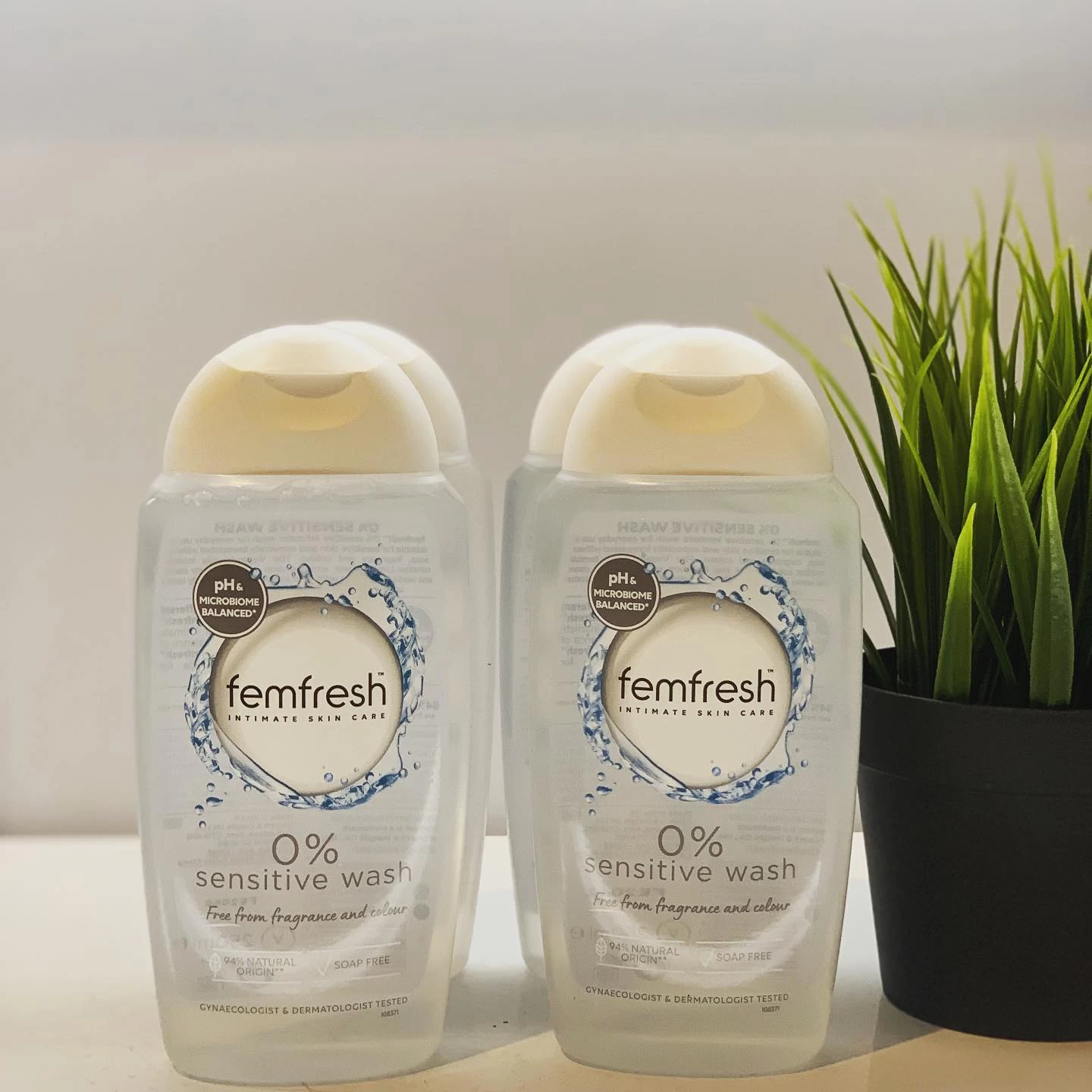 FEMFRESH Intimate 0% Sensitive Fragrance Wash 250ml - image 2