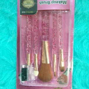 Generic Makeup Brush