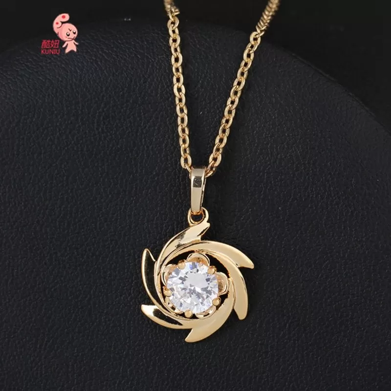 Dream Cacher Mind Relaxing 18K Gold Plated CZ Circle Pendant - image 2