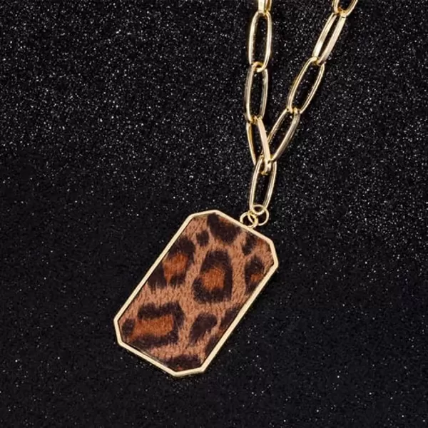AYYUFE Women Leopard Print Square Pendant Necklace - image 4
