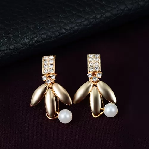 Leaf Design Faux Pearl Choker Earring Ring Set - image 4