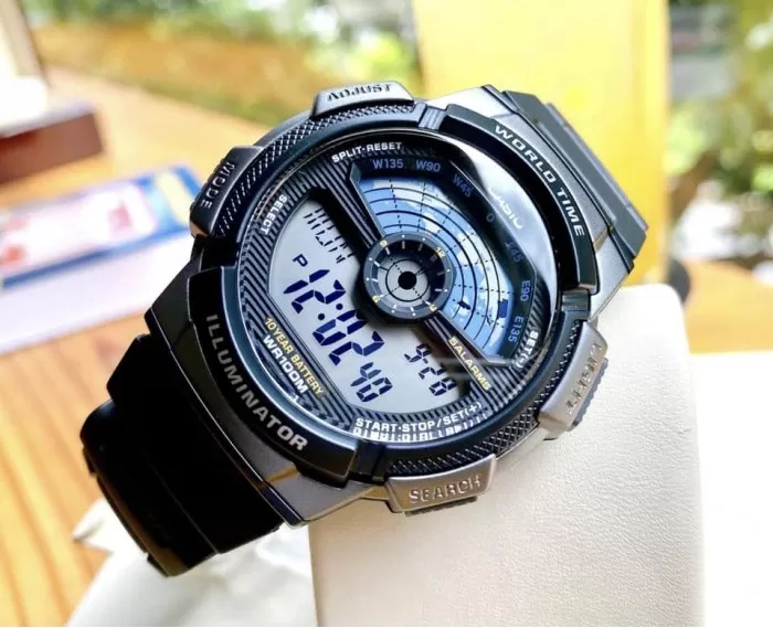Generic Black Mens Casual Wristwatch