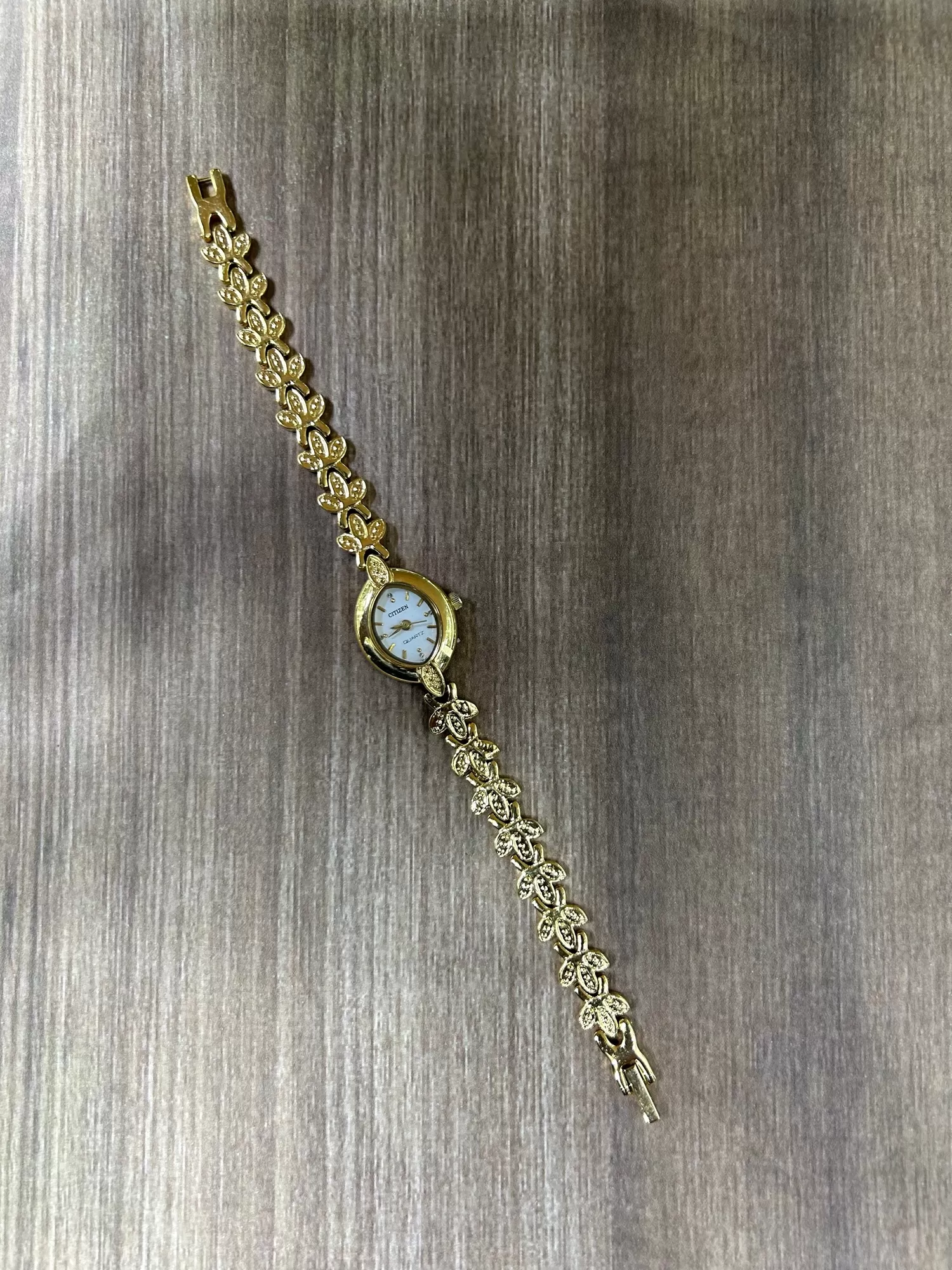 Gold Womens Fashion Citizen Brand Casual Watch