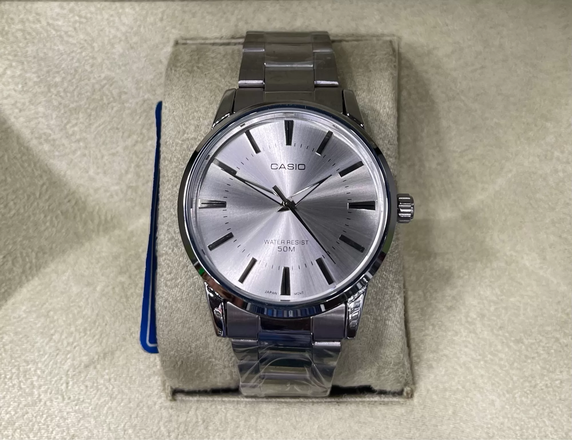 Generic Luxury Mens Quartz Business Wrist Watch