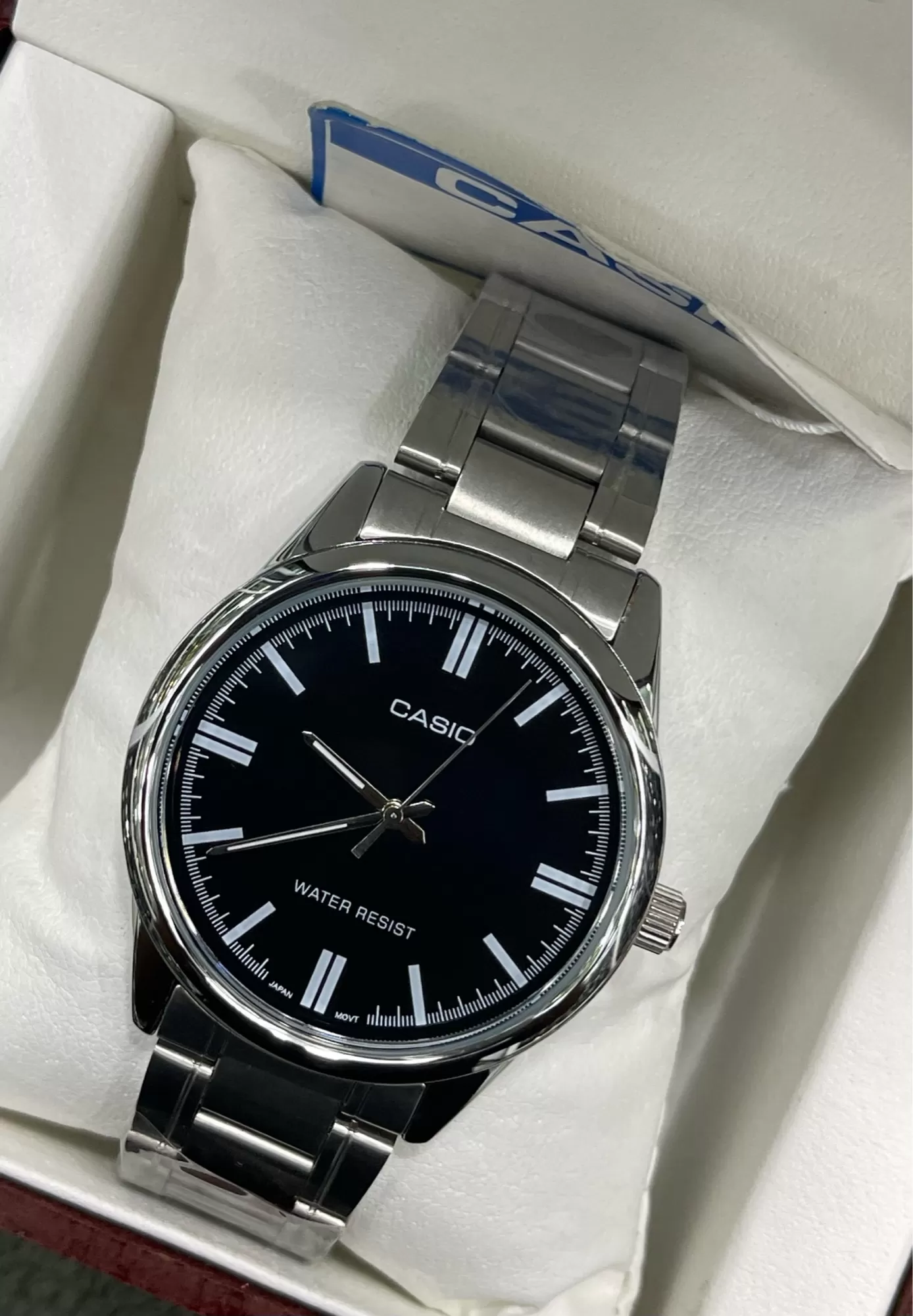 Generic Men Casual Watch Silver