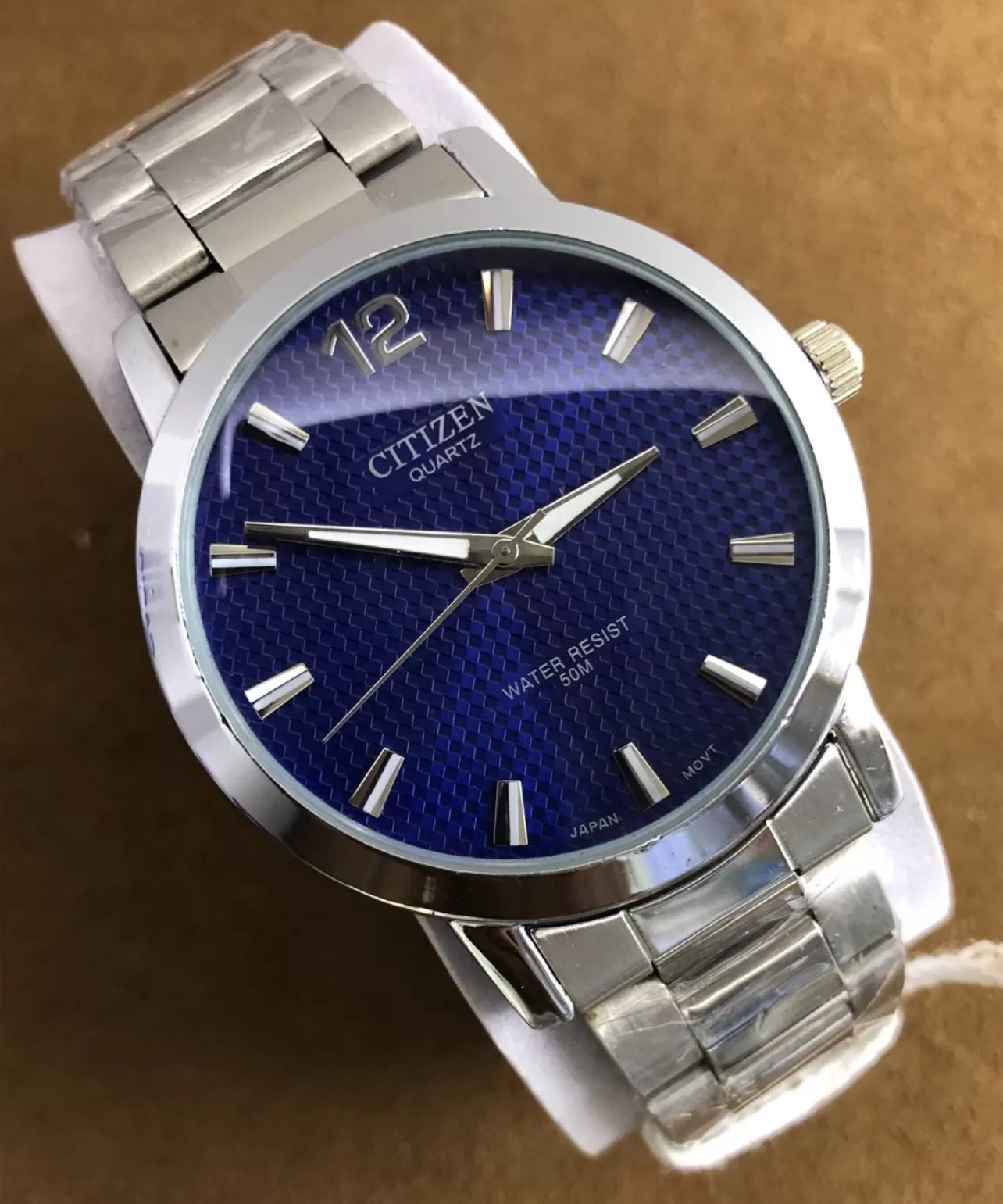 Generic Men's Silver Casual Watch