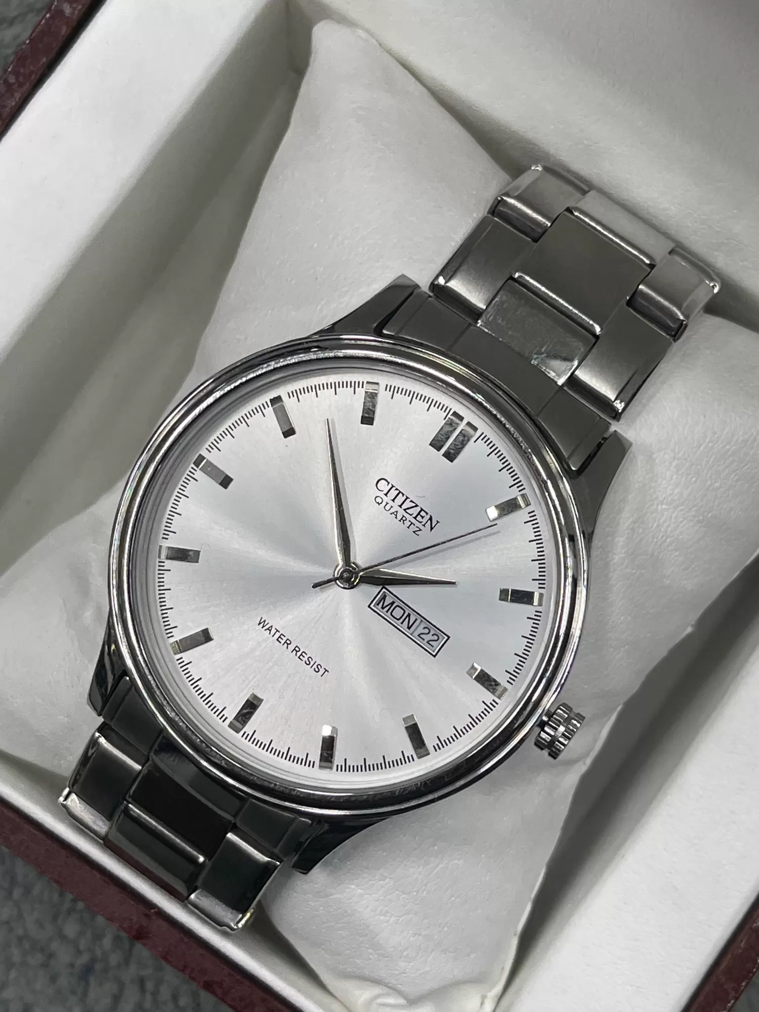 Generic Silver Men Casual Watch