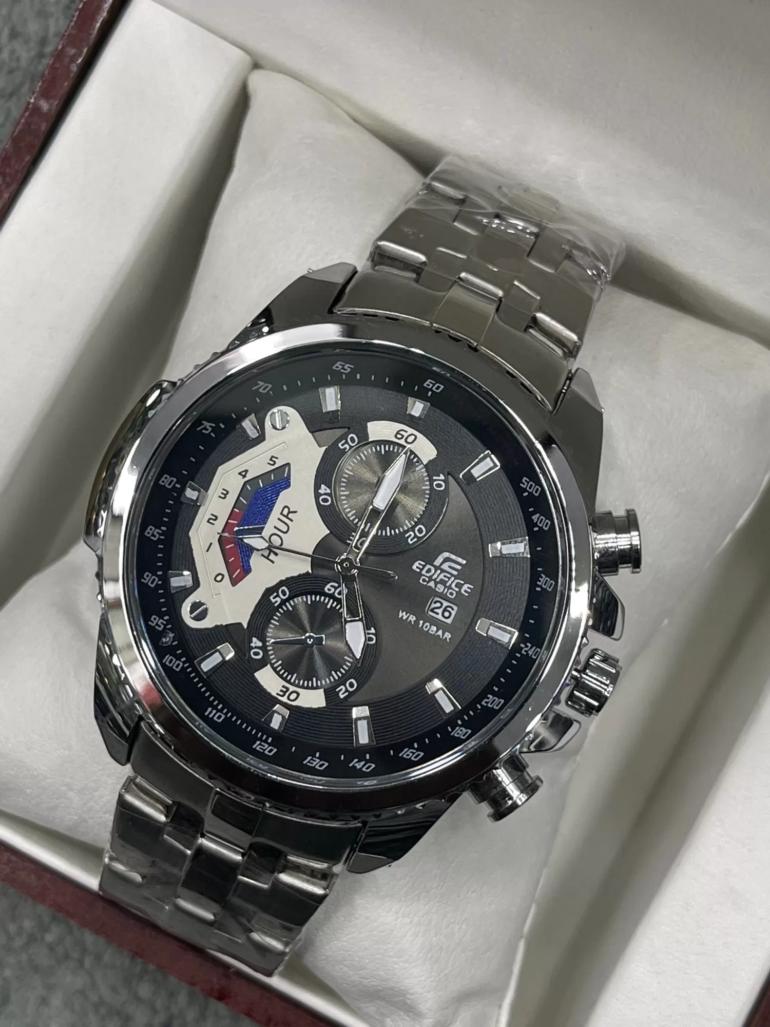 Men's Silver Wrist Watch