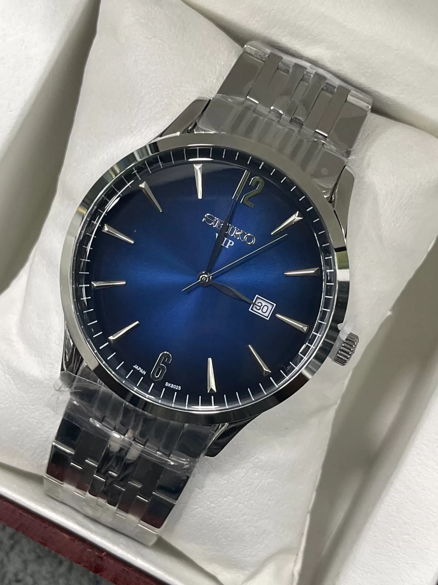 SEIKO Men Watch Silver