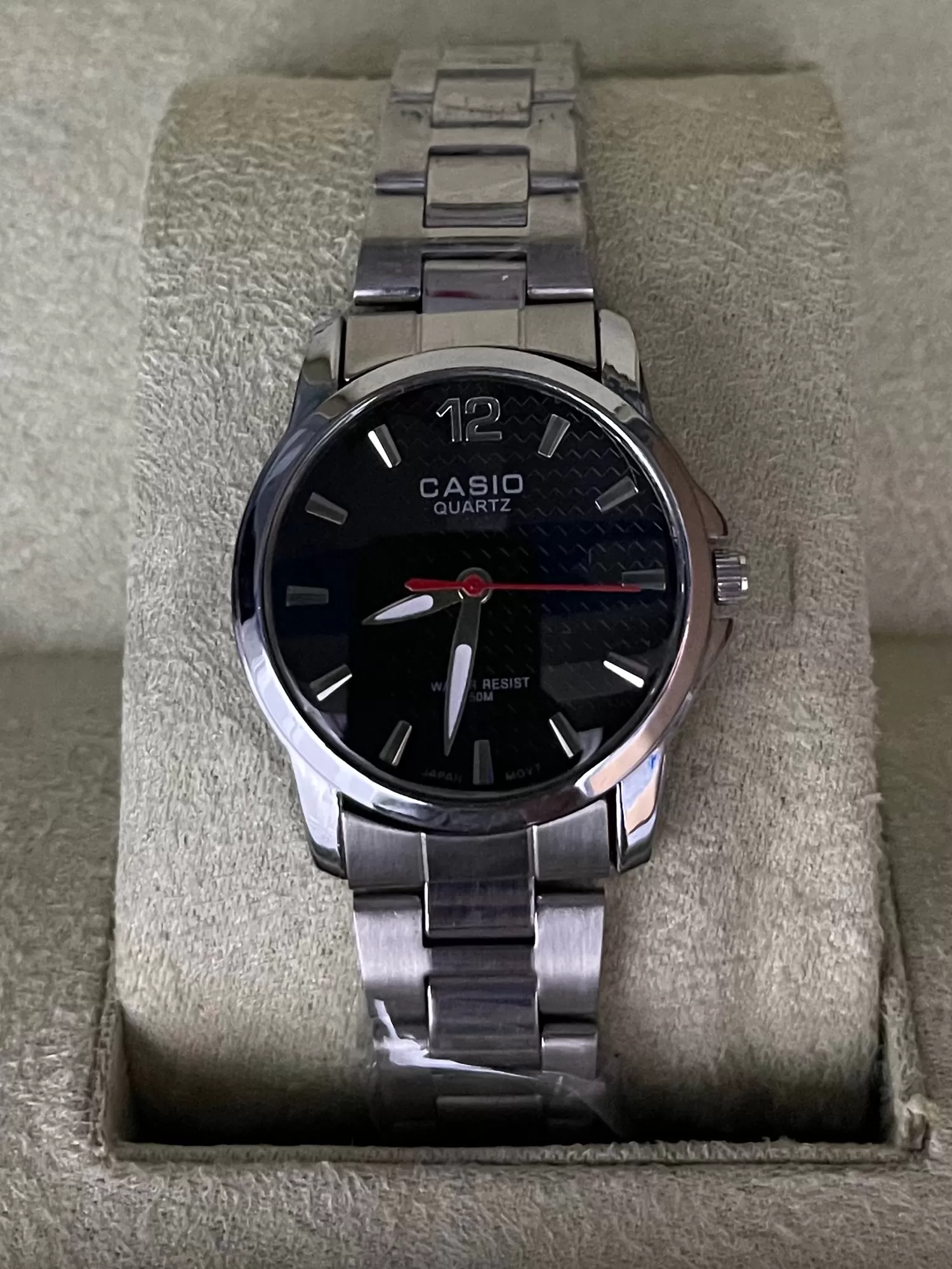 Generic Women Casual Watch Silver