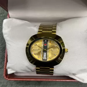 Generic Men Casual Watch Gold