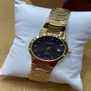 Gold Top Luxury Women Quartz Wrist Watch Date Working