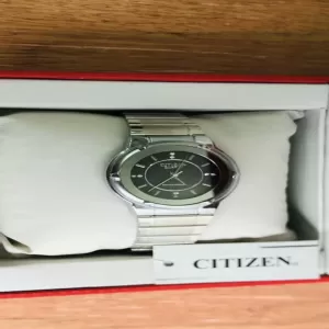 Generic Model No 87657 Mens Top Luxury Watch