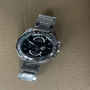 Silver Men Wrist Watch
