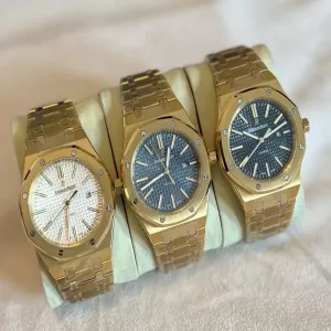 Generic Men's Casual Watch White Face