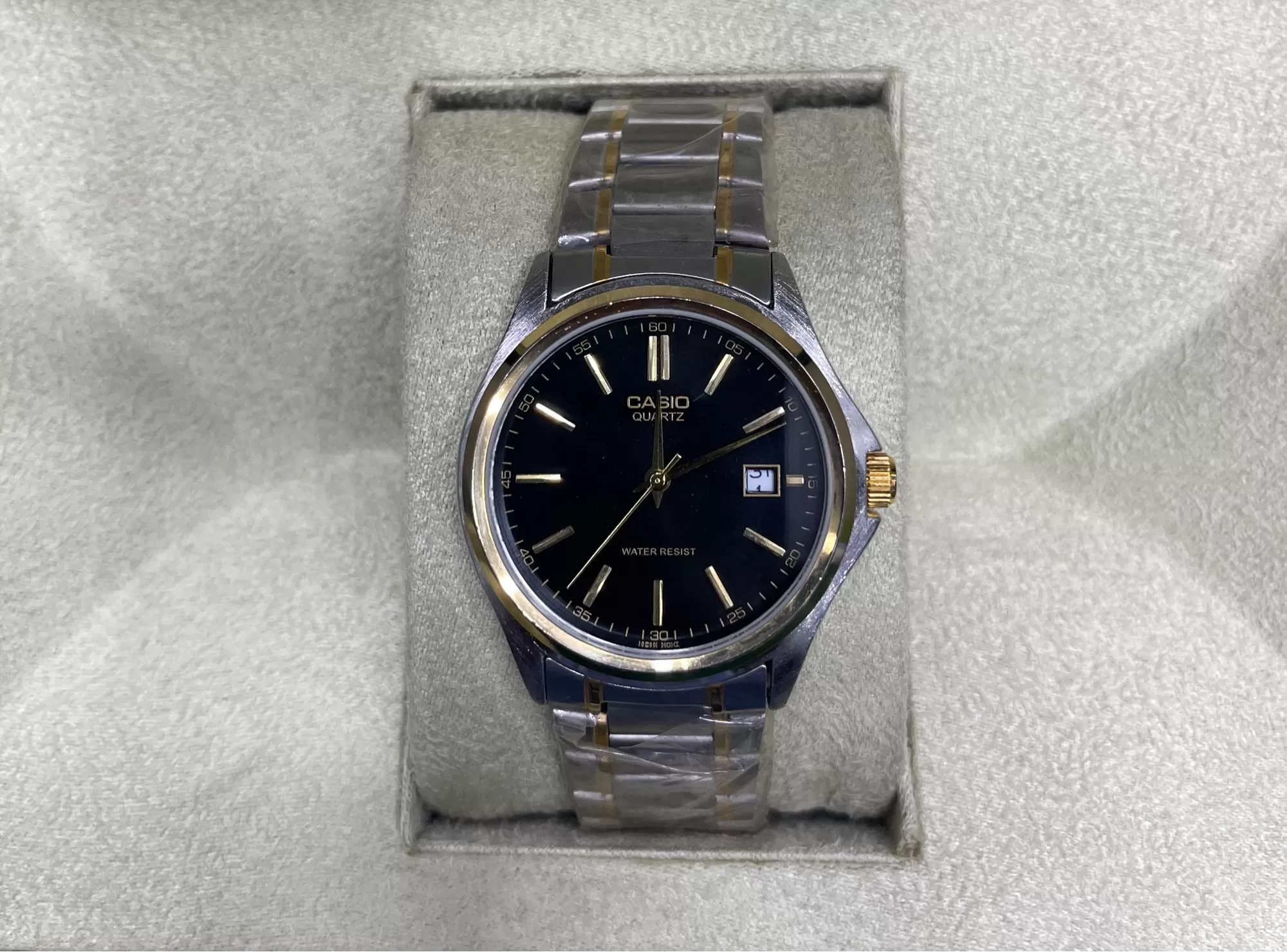 Generic Two Tone Business & Casual Watch
