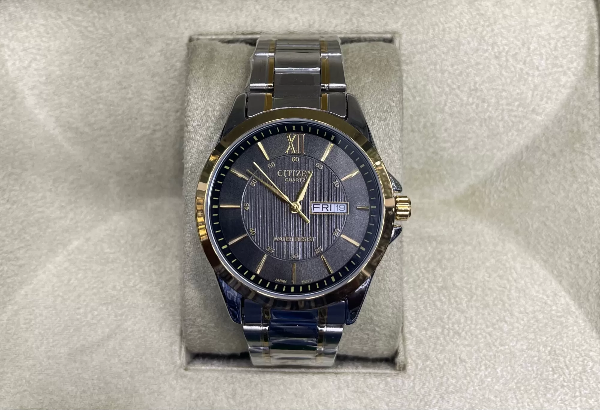 Generic Men's Business & Casual Two Tone Watch