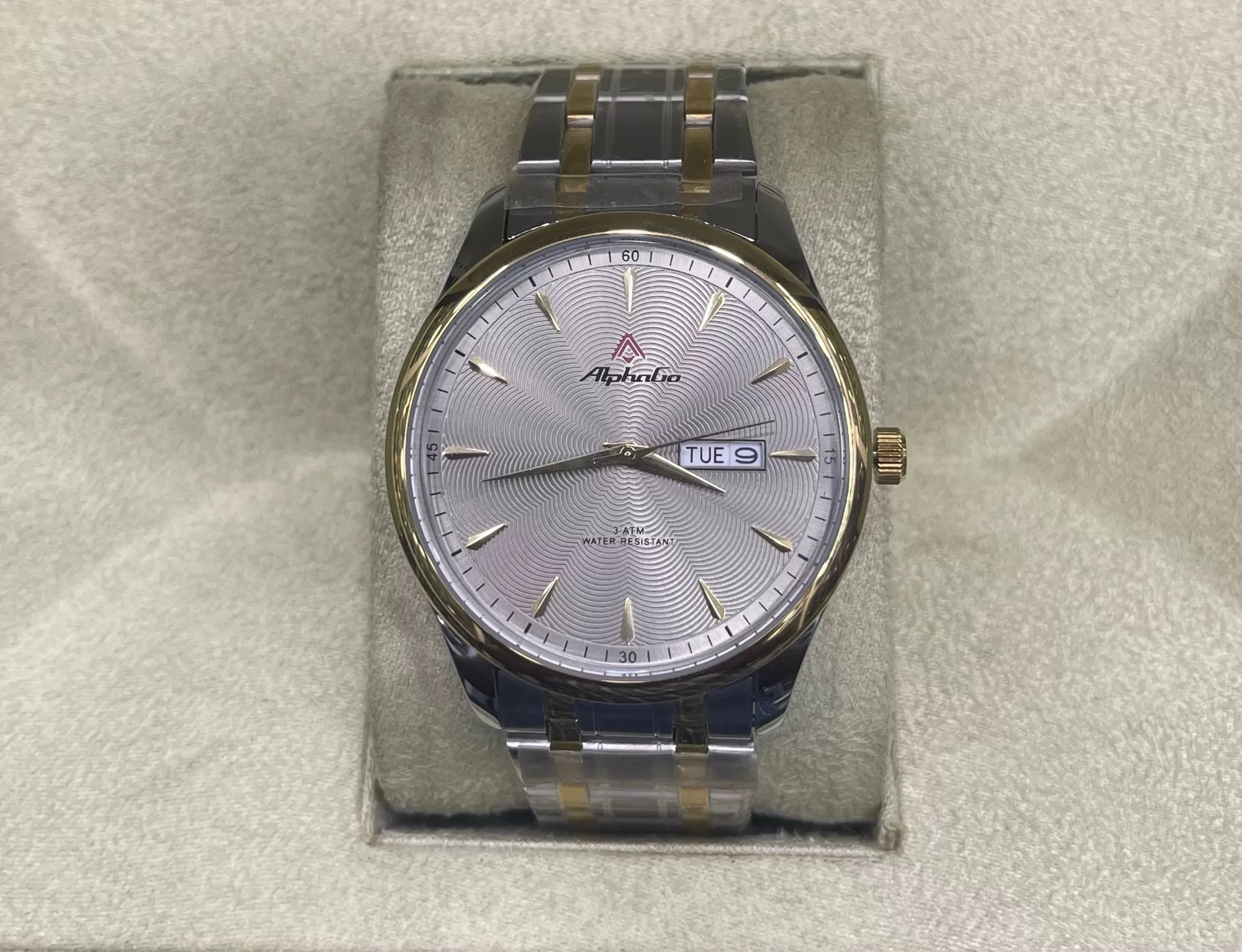 Generic Two Tone Men Business & Casual Watch